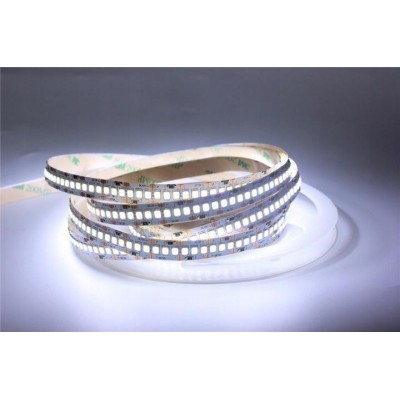 BERGE LED pásek - SMD 2835 - 120W - 24W/m - IP20 - 12V - 5m -  studená bílá