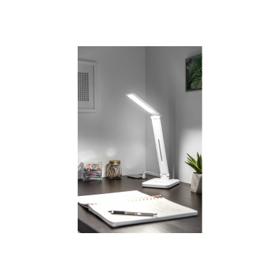 Stolní lampa IZUKA LED, 6 W, 400 lm, AC 220–240 V, 50/60 Hz, CCT, indukční nabíječka, bílá
