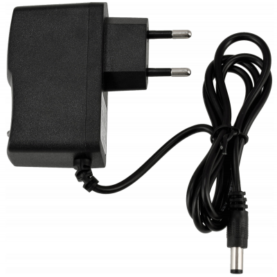 BERGE Zásuvný LED zdroj 12V - 18W - 1,5A